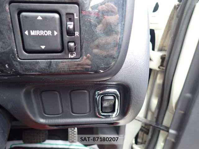 Daihatsu MIRAGINO 2002-01 3379930-12