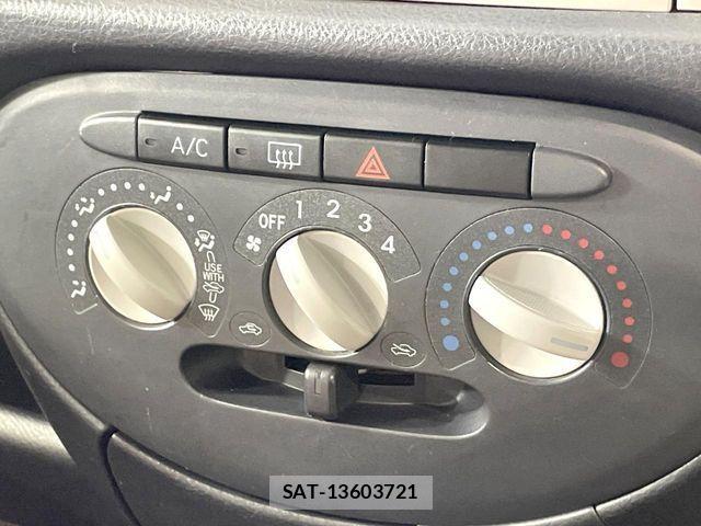 Daihatsu MIRAGINO 2005-02 4393502-3
