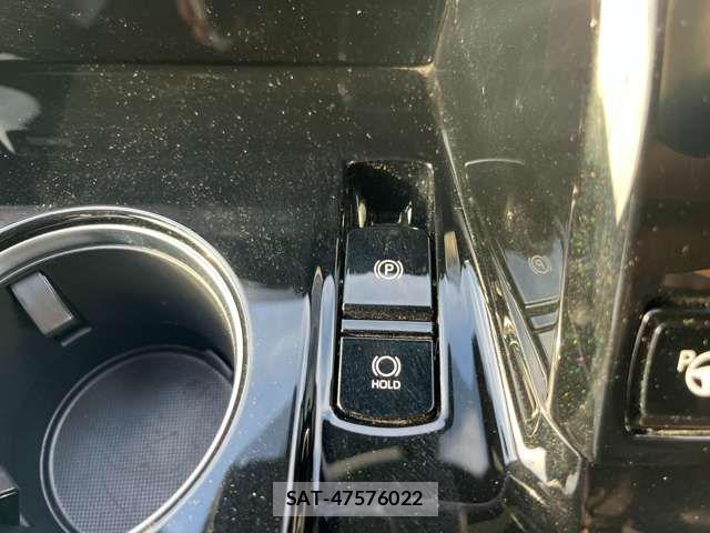 Toyota Mirai 2021-08 743780-10