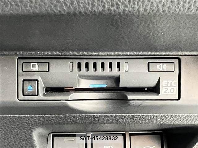 Toyota Mirai 2021-02 902407-6
