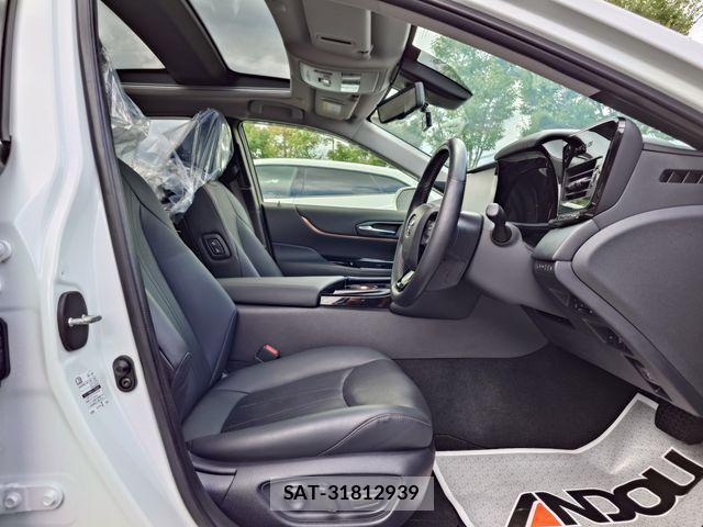 Toyota Mirai 2021-06 1155456-9