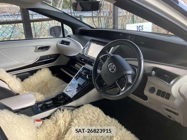 Toyota Mirai 2017-06 3676616-1