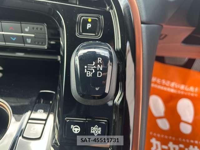 Toyota Mirai 2021-02 6752443-9
