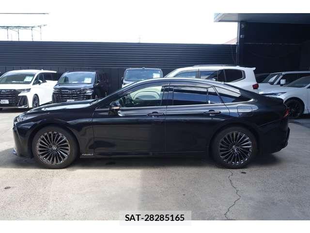 Toyota Mirai 2021-04 6752444-3