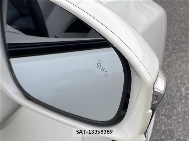 Toyota Mirai 2016-01 7222023-16