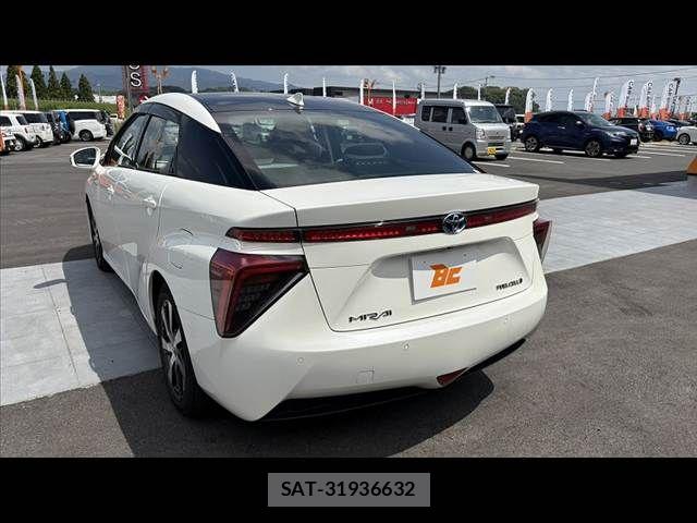 Toyota Mirai 2019-02 7328515-13