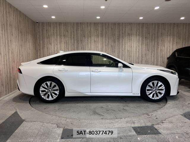 Toyota Mirai 2021-06 7358814-16