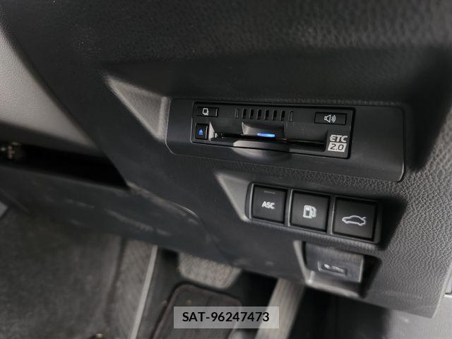 Toyota Mirai 2021-03 7358812-10