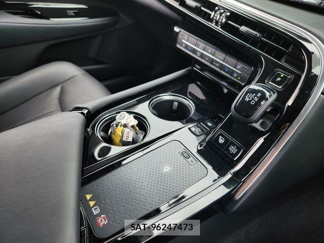 Toyota Mirai 2021-03 7358812-13