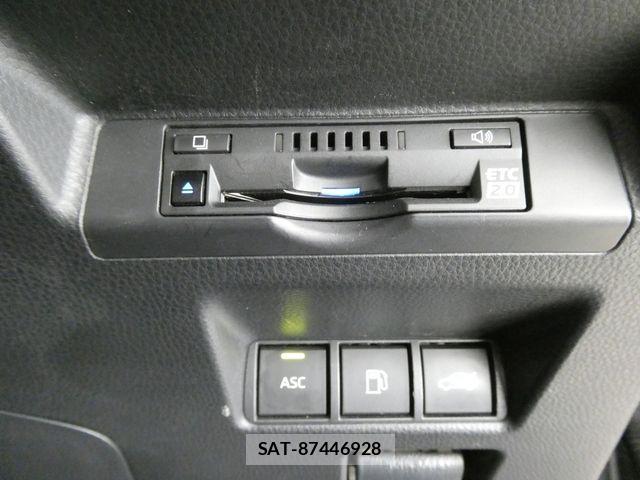 Toyota Mirai 2021-05 7392921-19