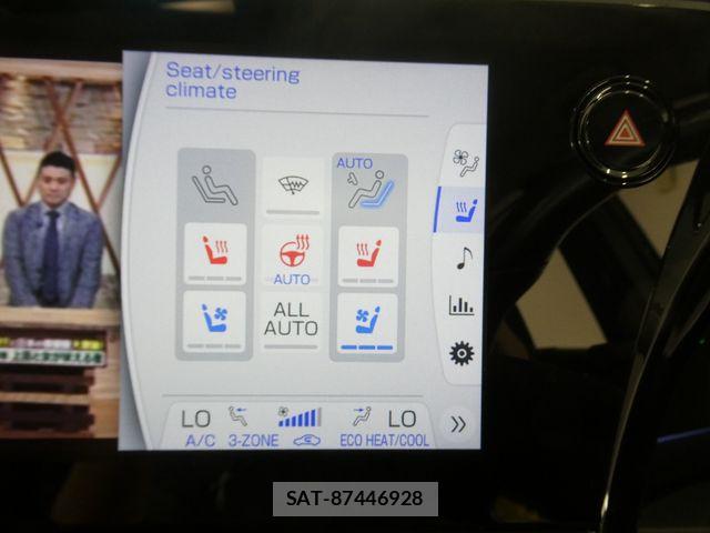 Toyota Mirai 2021-05 7392921-23