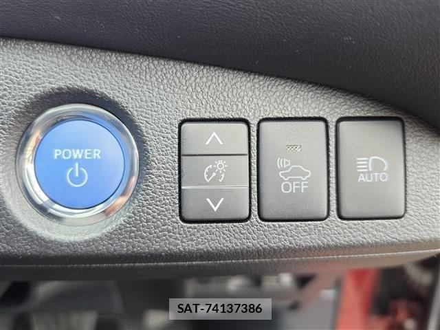 Toyota Mirai 2017-11 7392922-9