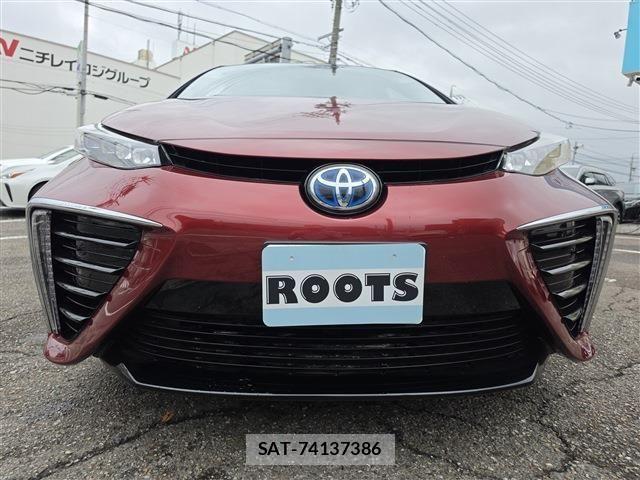 Toyota Mirai 2017-11 7392922-11