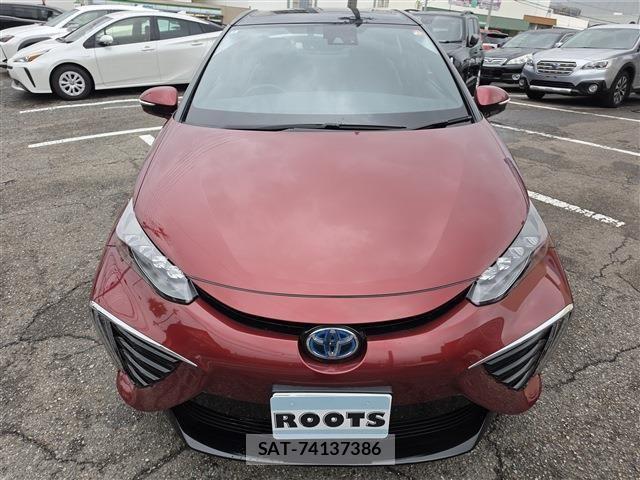 Toyota Mirai 2017-11 7392922-12