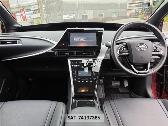 Toyota Mirai 2017-11 7392922-2