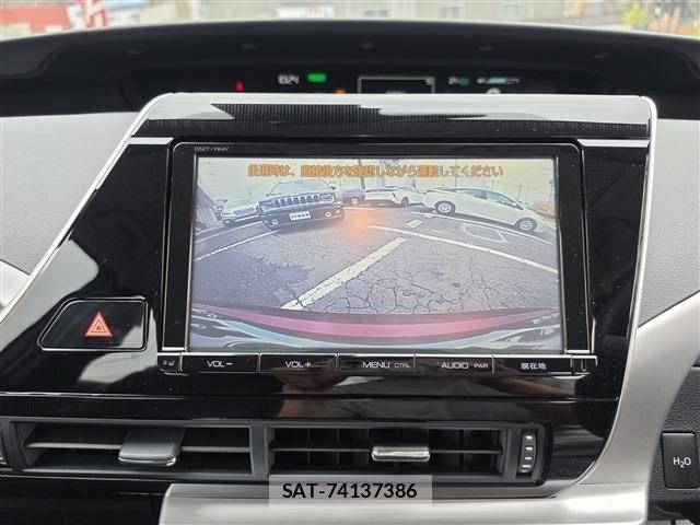 Toyota Mirai 2017-11 7392922-8
