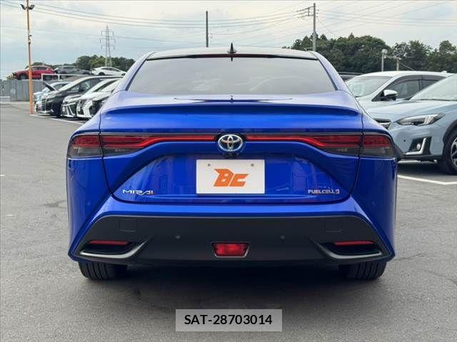 Toyota Mirai 2020-12 7618250-13