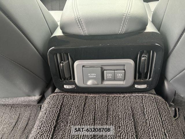 Toyota Mirai 2021-04 7725928-29