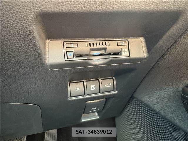 Toyota Mirai 2021-08 7877922-15