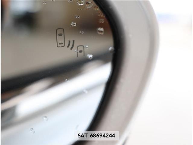 Toyota Mirai 2021-06 7903022-26