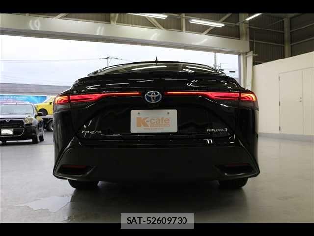 Toyota Mirai 2021-08 8036867-14