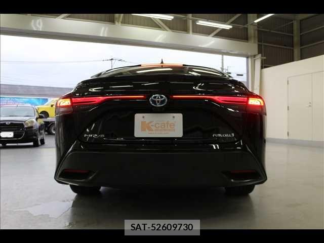 Toyota Mirai 2021-08 8036867-15