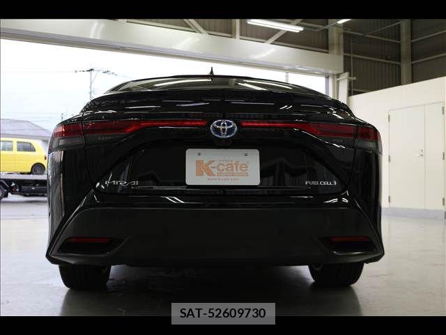 Toyota Mirai 2021-08 8036867-6
