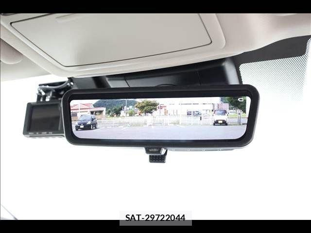 Toyota Mirai 2021-06 8100526-14