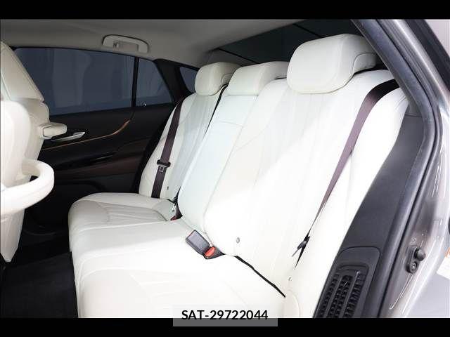 Toyota Mirai 2021-06 8100526-18