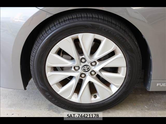 Toyota Mirai 2021-07 8158830-13