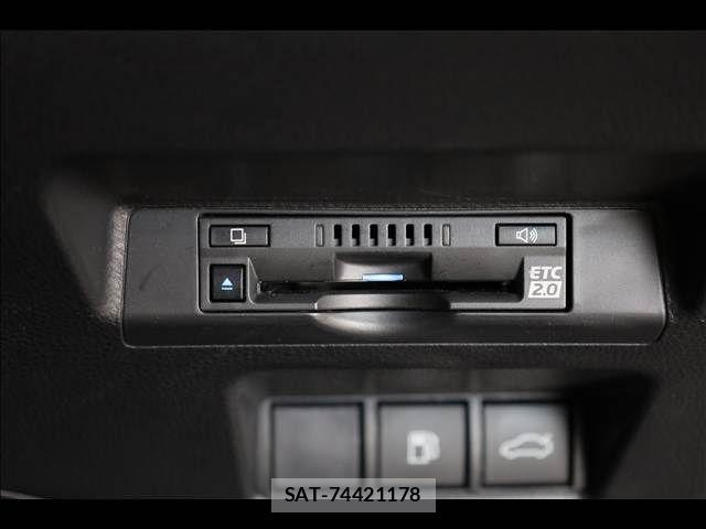 Toyota Mirai 2021-07 8158830-14