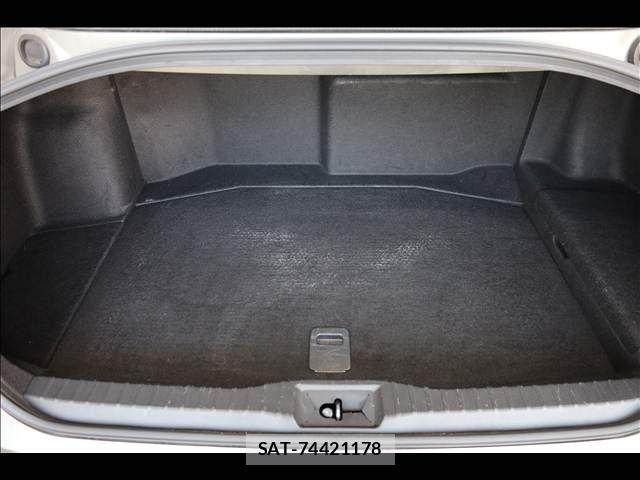 Toyota Mirai 2021-07 8158830-19