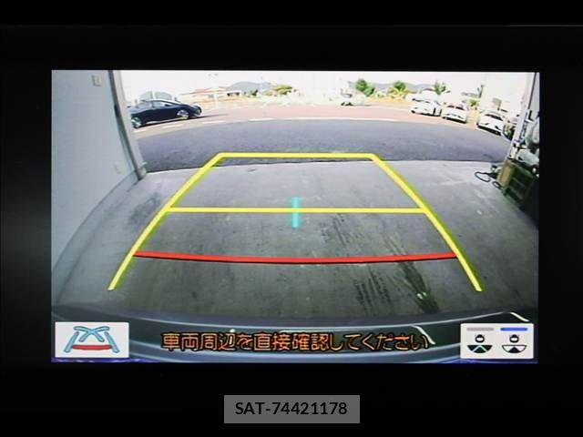 Toyota Mirai 2021-07 8158830-4
