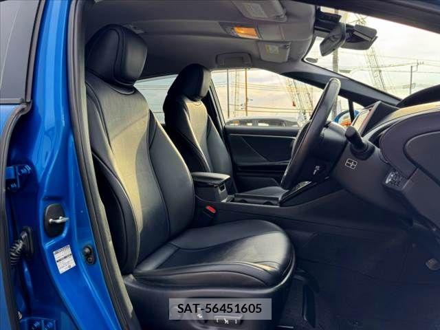 Toyota Mirai 2017-09 8562749-15