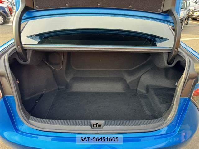 Toyota Mirai 2017-09 8562749-18