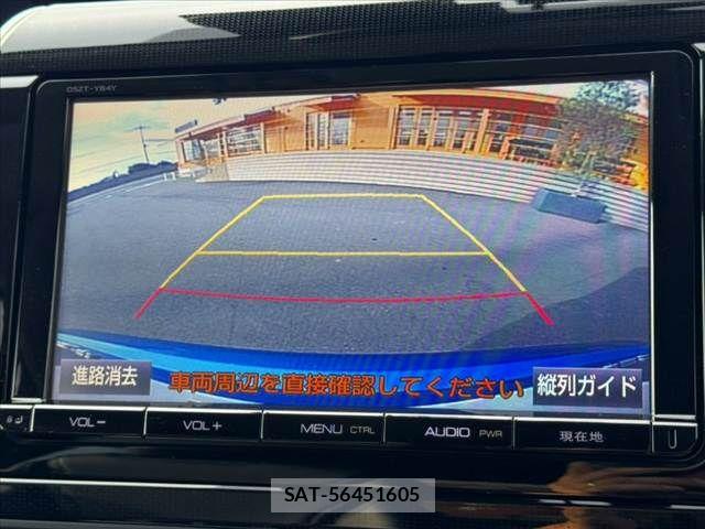 Toyota Mirai 2017-09 8562749-22