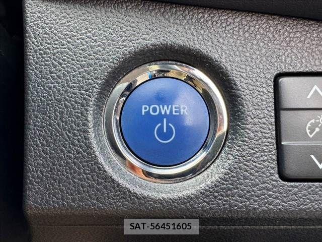 Toyota Mirai 2017-09 8562749-25