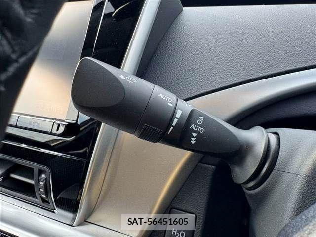 Toyota Mirai 2017-09 8562749-28