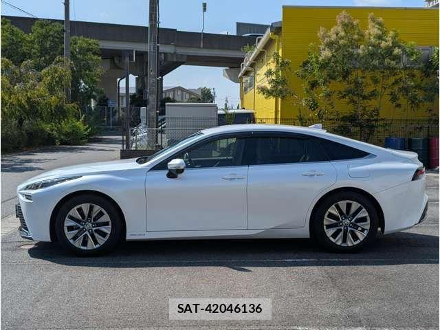 Toyota Mirai 2022-02 8562745-11