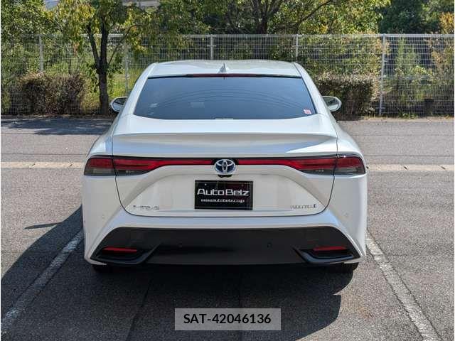 Toyota Mirai 2022-02 8562745-14