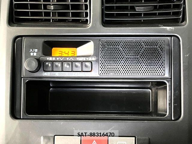 Daihatsu MIRA 2014-01 8036866-2