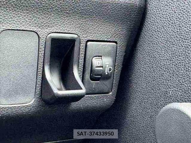 Daihatsu MIRA 2016-10 8355012-21