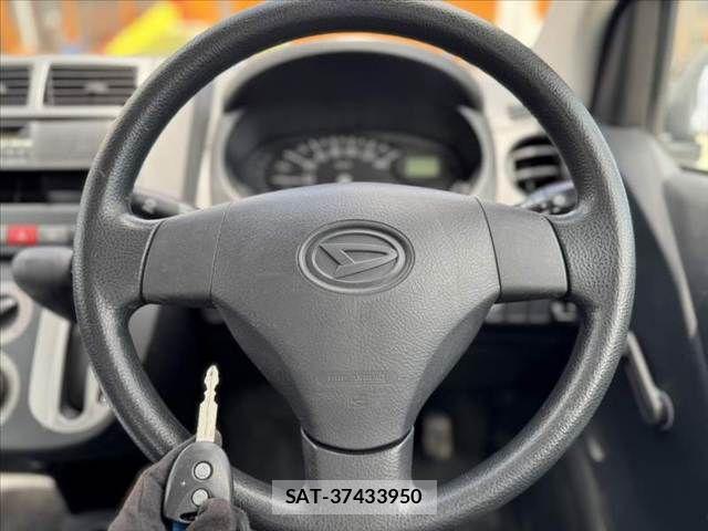 Daihatsu MIRA 2016-10 8355012-4