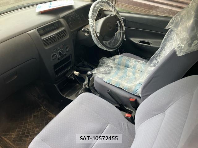 Daihatsu MIRA 2007-06 8367137-12