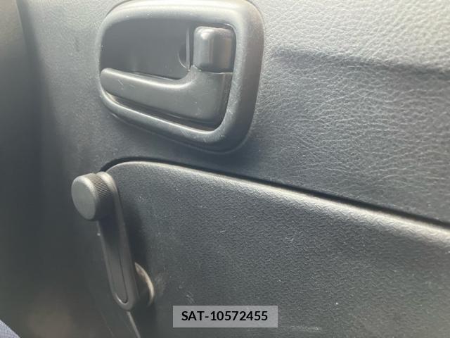 Daihatsu MIRA 2007-06 8367137-17