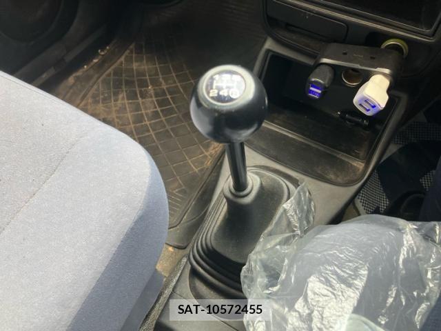 Daihatsu MIRA 2007-06 8367137-21