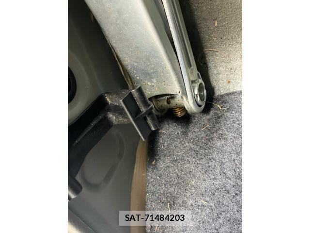 Honda MOBILIO 2007-12 6909231-26