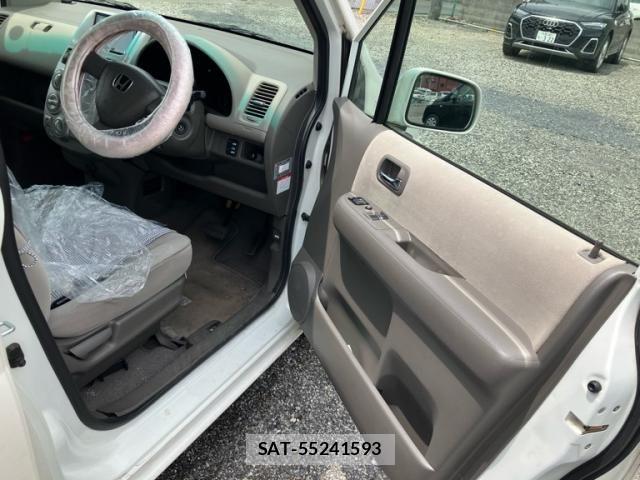 Honda MOBILIO 2005-10 7725932-16