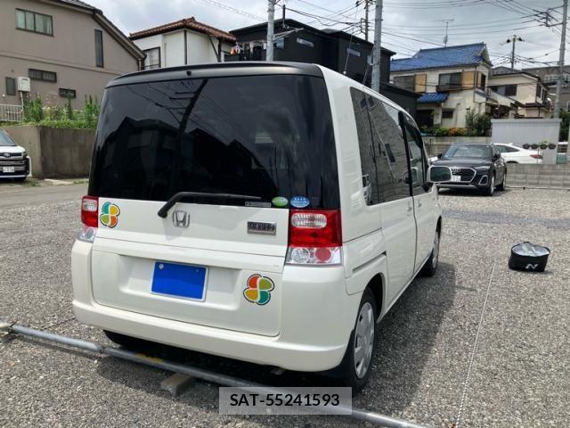 Honda MOBILIO 2005-10 7725932-4