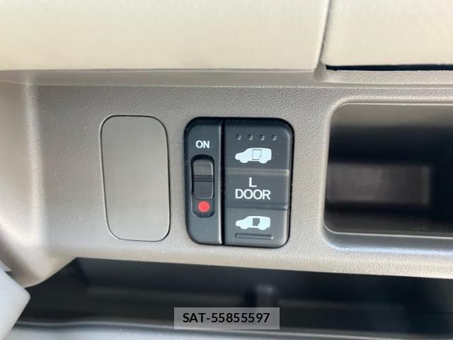 Honda MOBILIO 2006-02 7877925-21